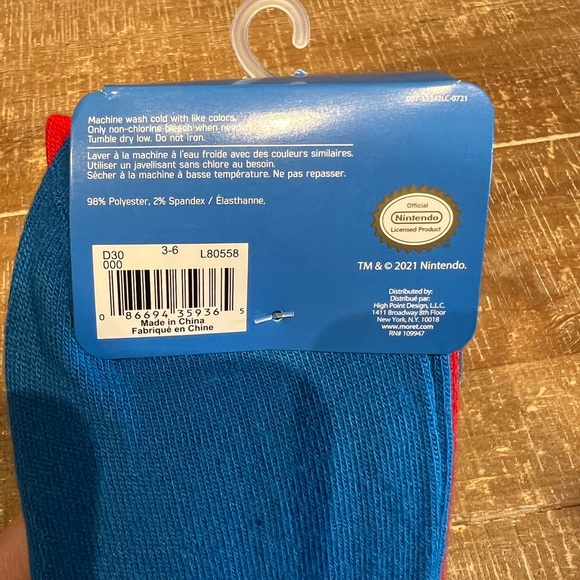 Nintendo Super Mario Kids crew socks 3-pairs - Picture 3 of 5